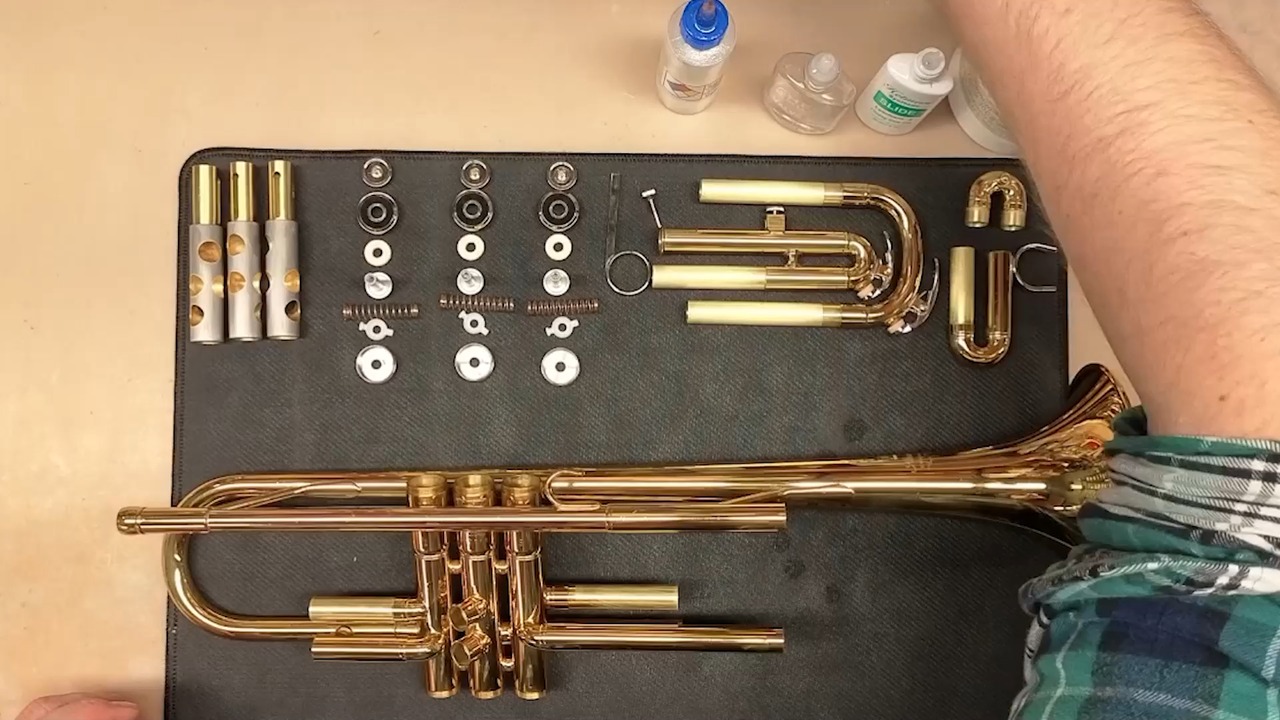 Ever wondered how many parts existed on your trumpet? 👀 Watch as this ...