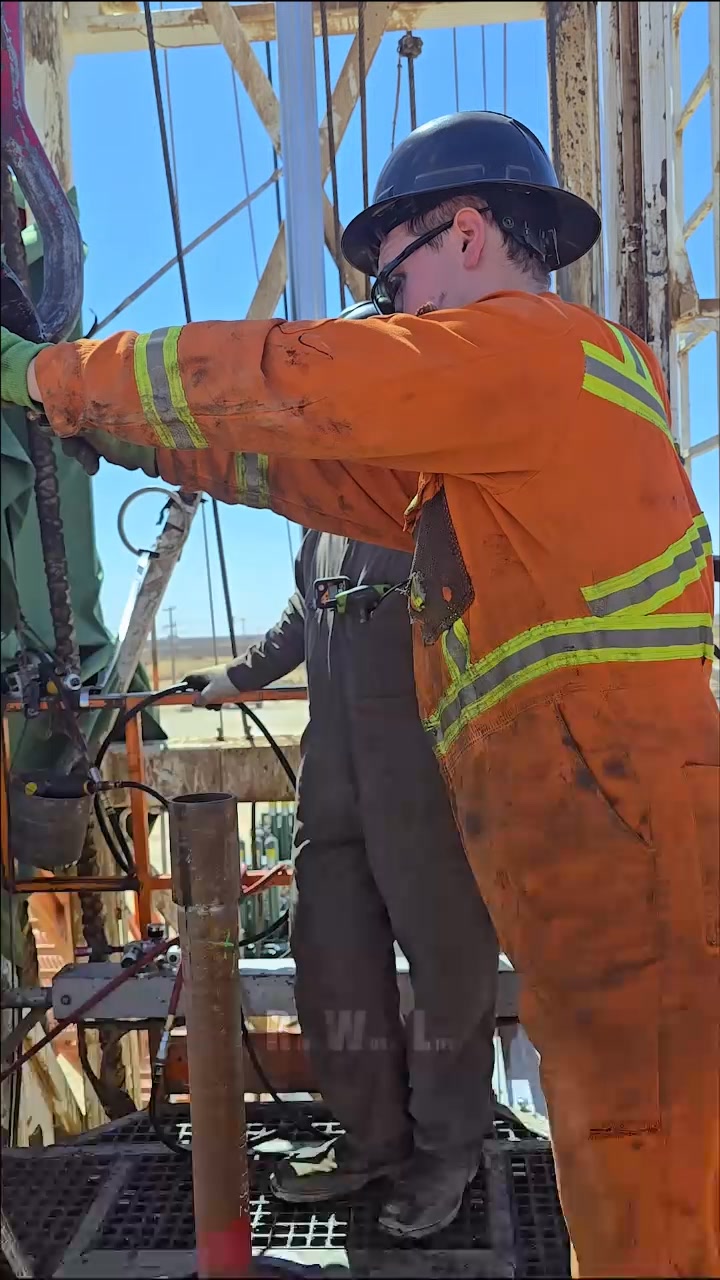 Floorman on Service Rig | Rigworklife | Facebook