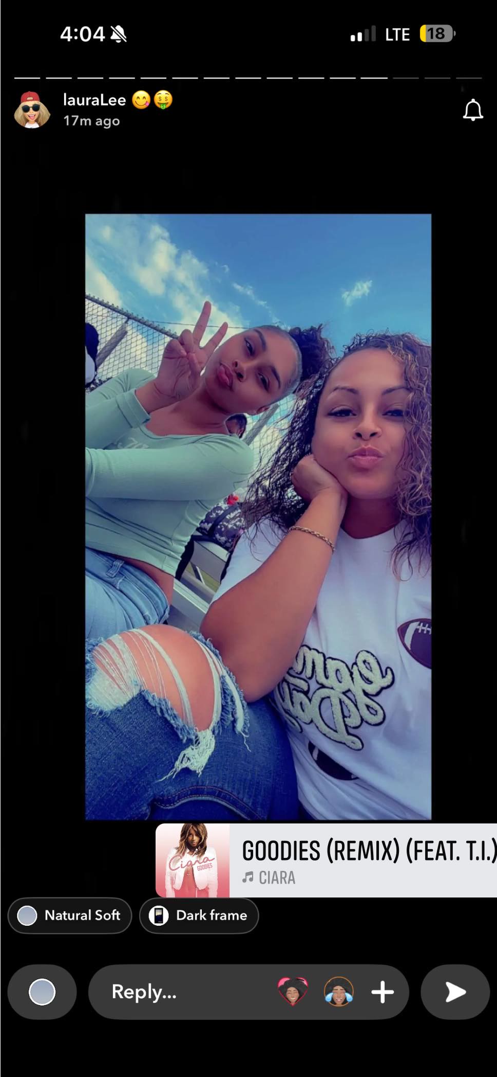 My beautiful daughters at it again 💯💯💯💙💙 | Wanda Locklear | Facebook