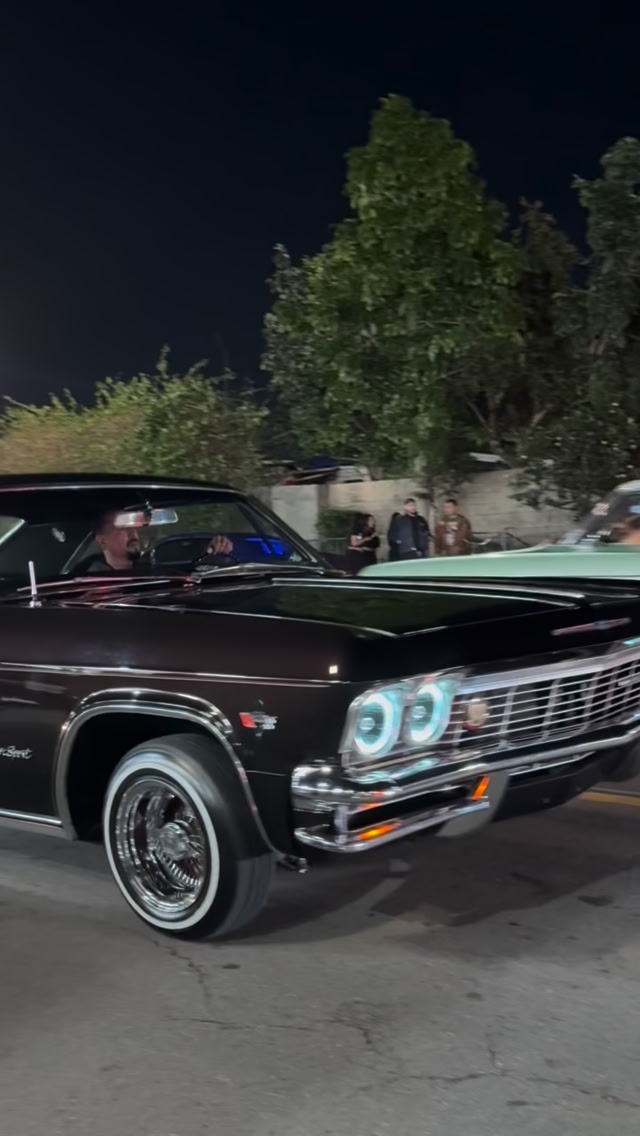 @cruising_is_not_a_criime event Cruznight #lowriders #lowriderlifestyle ...