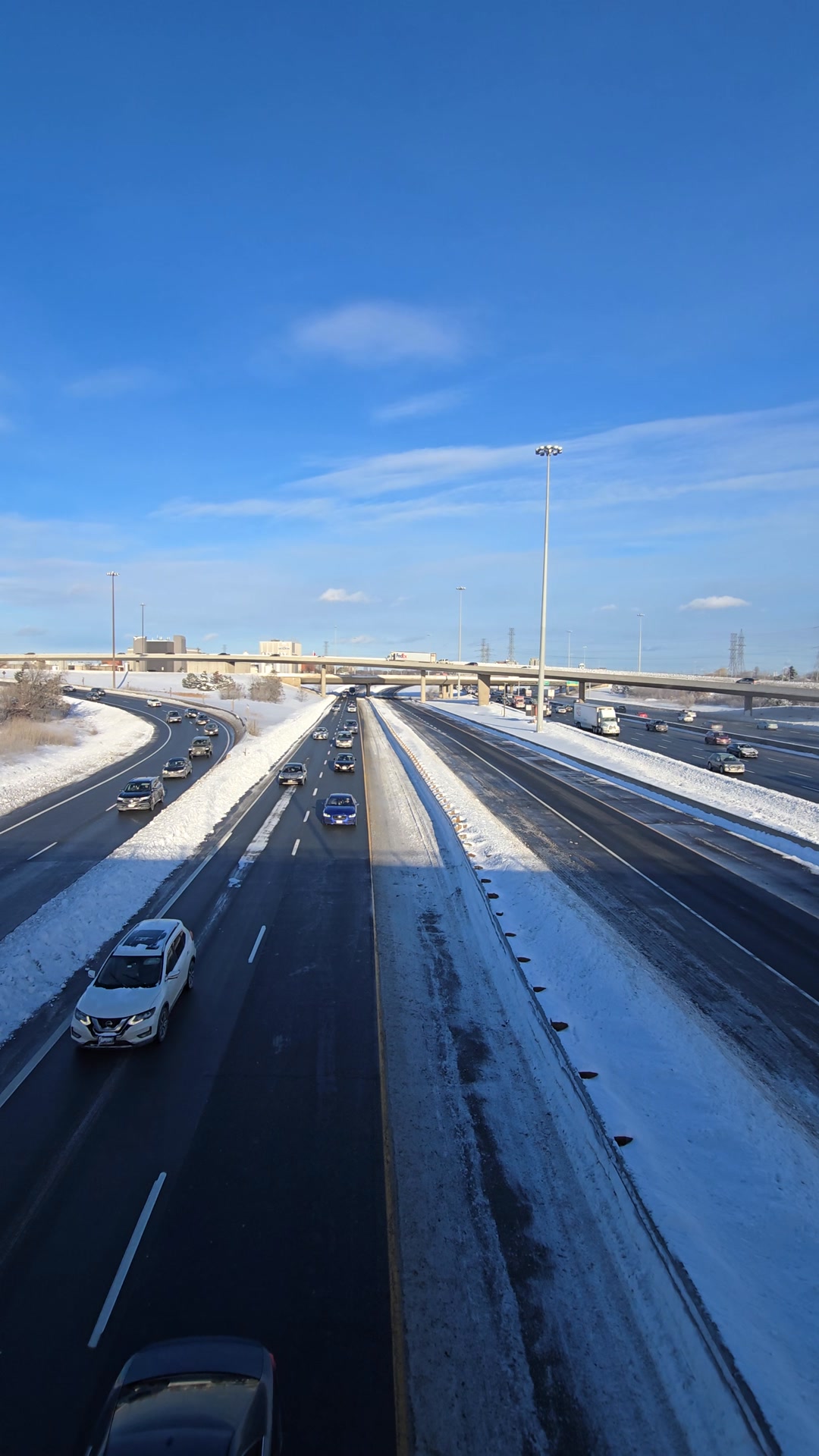 Scenes of SNOW with hwy 401 by renforth drive in Toronto canada JAN 26 ...