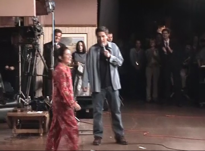 Patricia Heaton gets introduced by Raymond! She's wearing pajamas ...