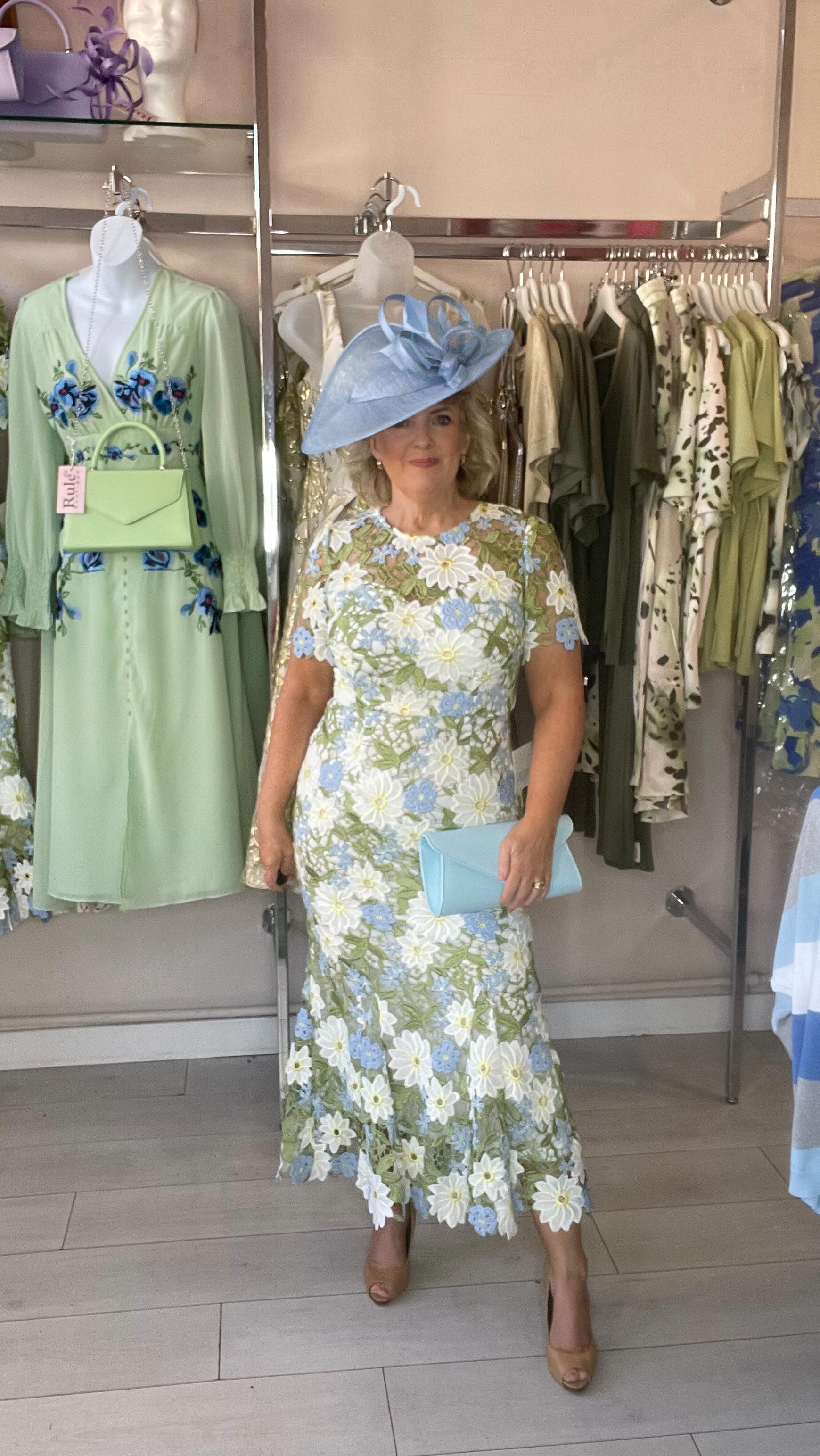 SHOPPING SUNDAYS 🤩☀️, We are open Sundays in our Glasgow Boutique from 11am to 3pm. You can find us at 113A Orchard Park Ave, Glasgow G46 7BW. , This fabulous lace dress is brand new on the rails 