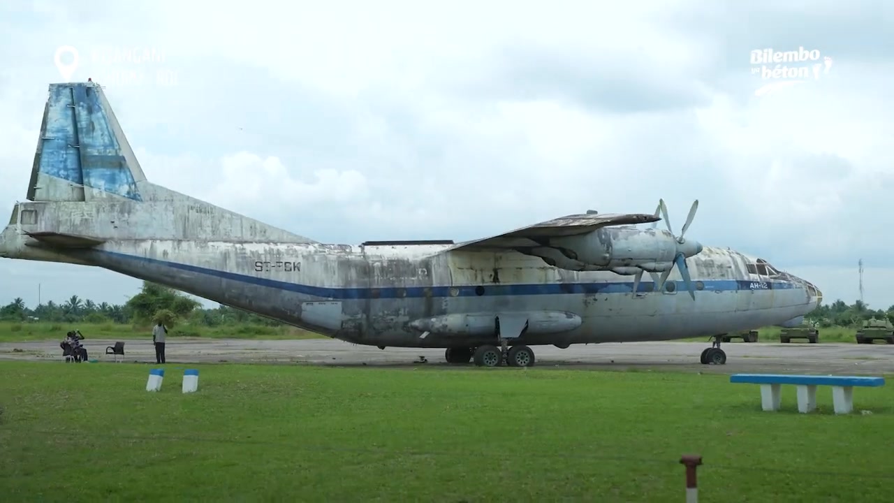 CARTE POSTALE : BIENVENUE A KISANGANI Kisangani (anciennement ...