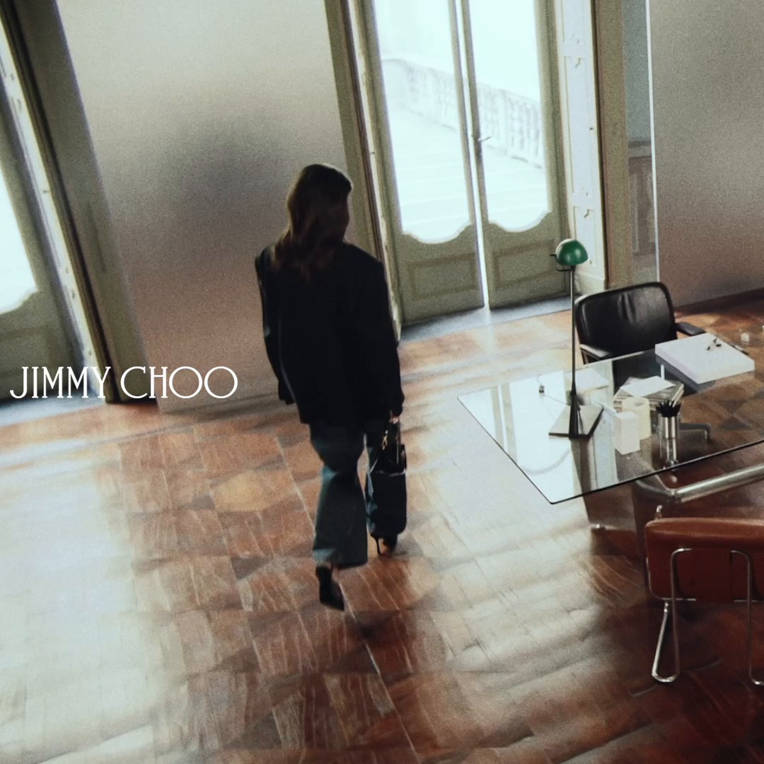 JIMMY CHOO - ジミー チュウ updated their - JIMMY CHOO - ジミー