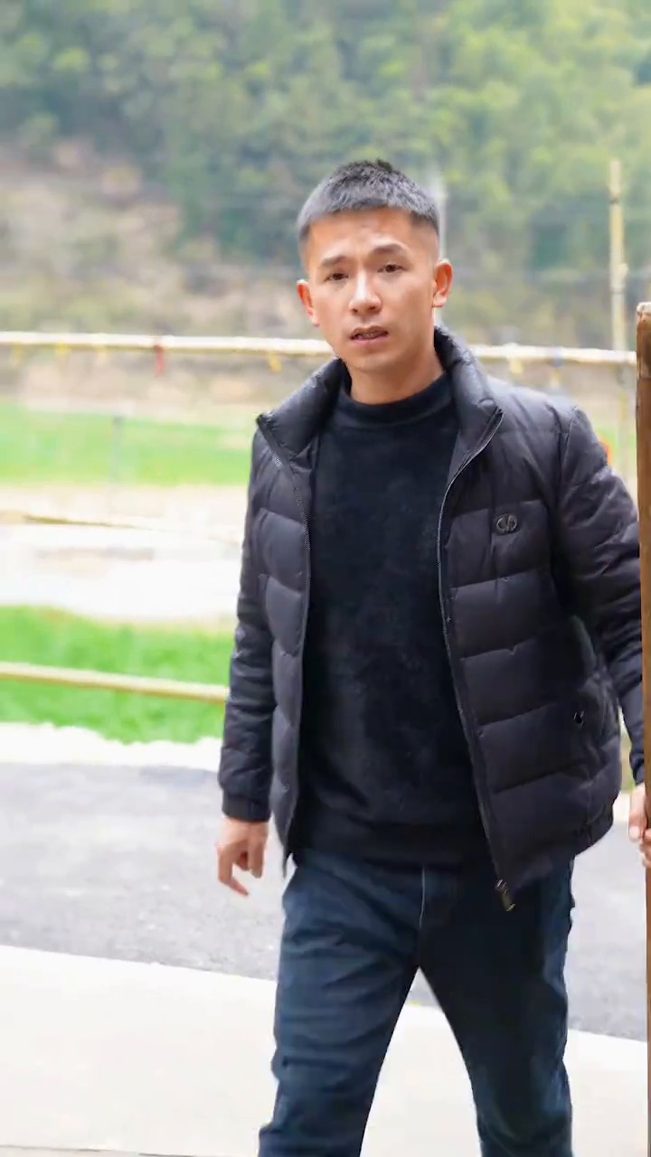 阿斌和小穎計劃把霸道的丈母孃嫁出去？村裡人都知道了(叁) | 小穎和阿斌 | Facebook