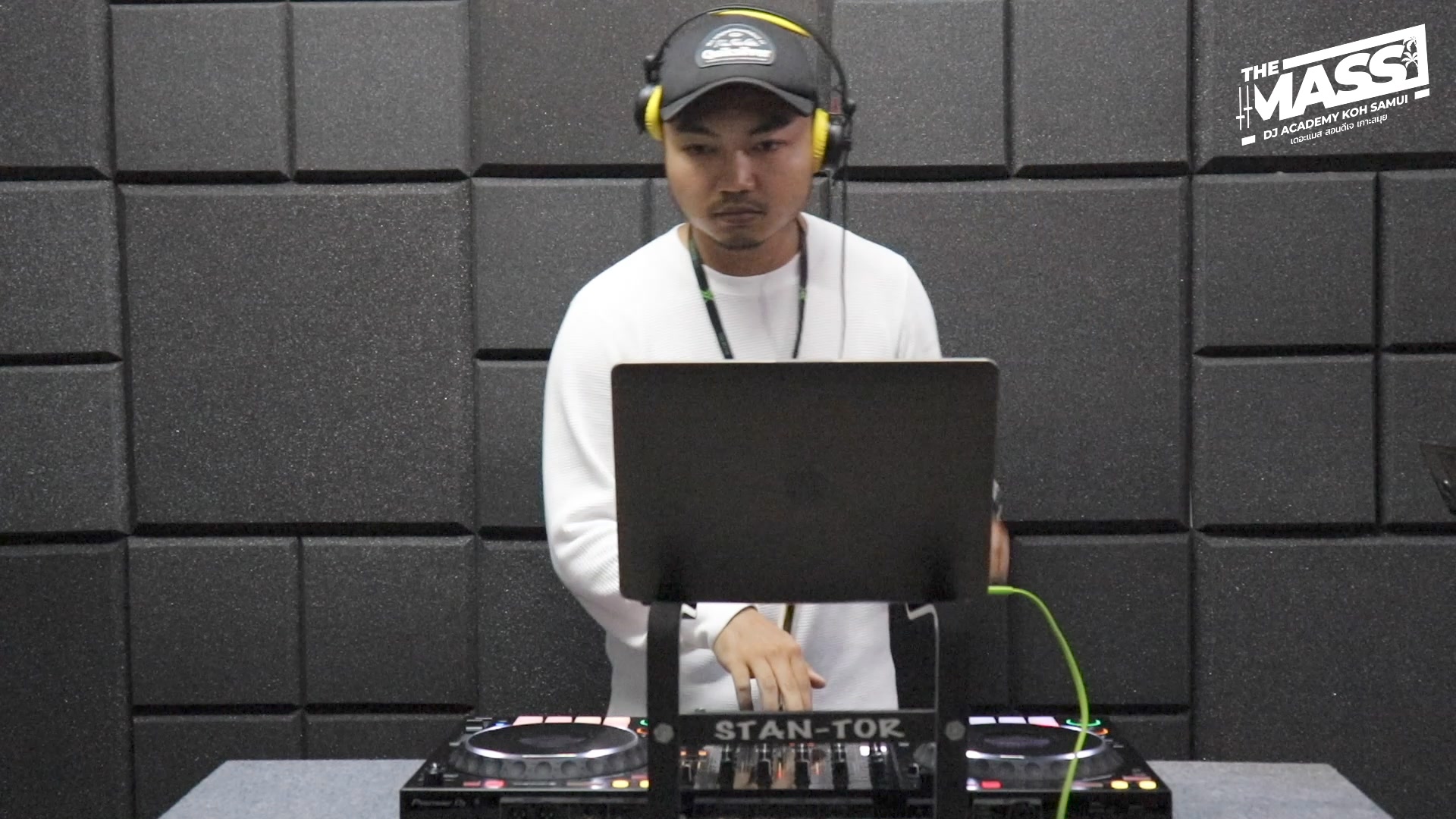 The Mass DJ Academy Samui สอนดีเจเกาะสมุย