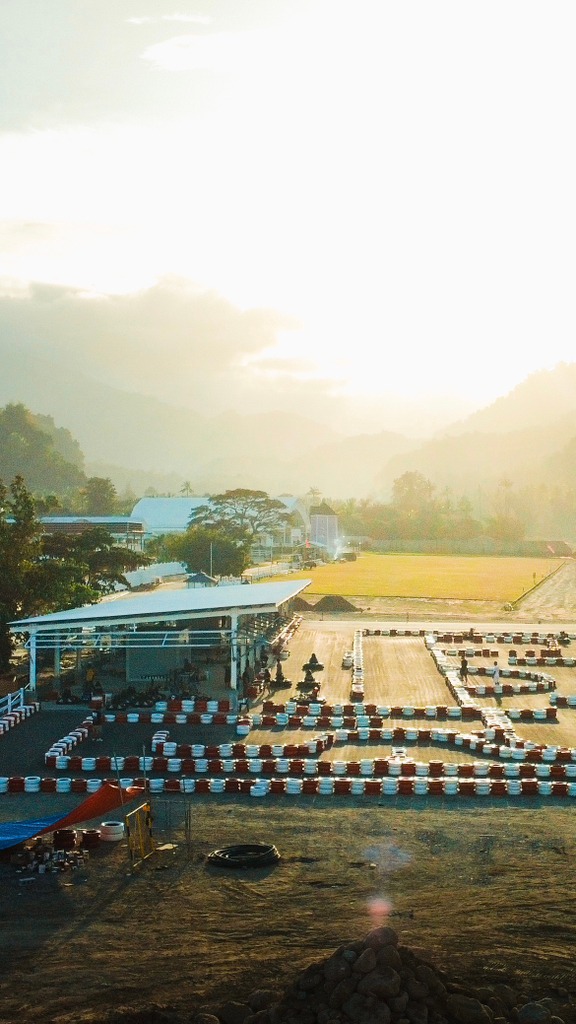 Experience go-kart racing at the Mango Ranch in Valencia! The newest ...
