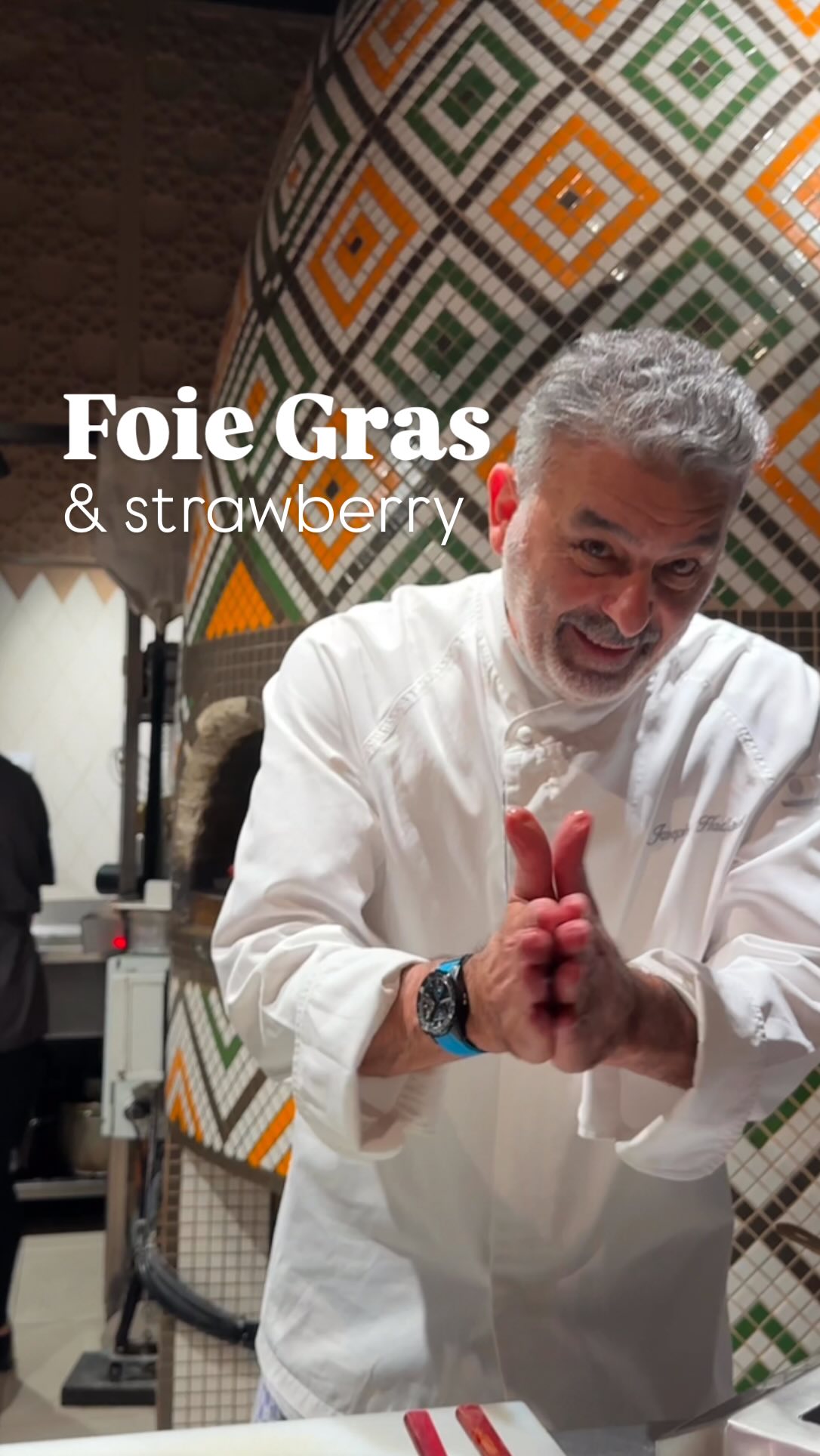 Strawberries as big as my palm! I prepared a special recipe for my dear ...