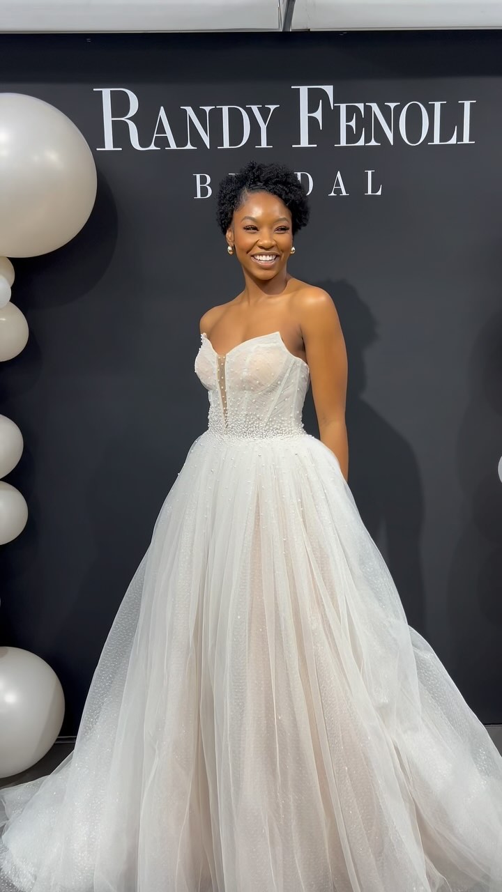 A pearl encrusted bodice with the most beautiful glitter tulle?! Yes ...