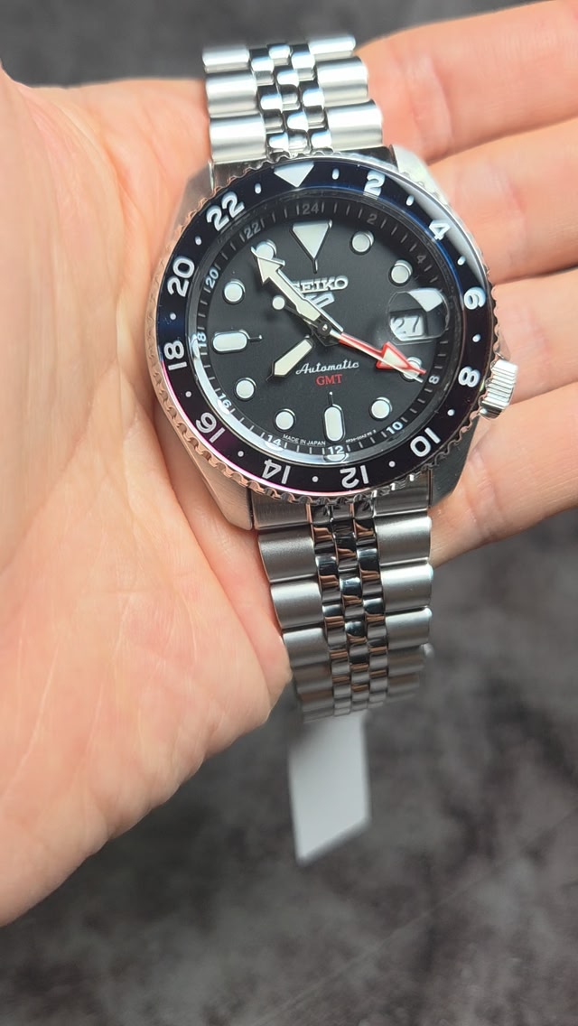 Seiko 5 Sports SKX GMT SBSC021 — JDM exclusive. Mechanical
