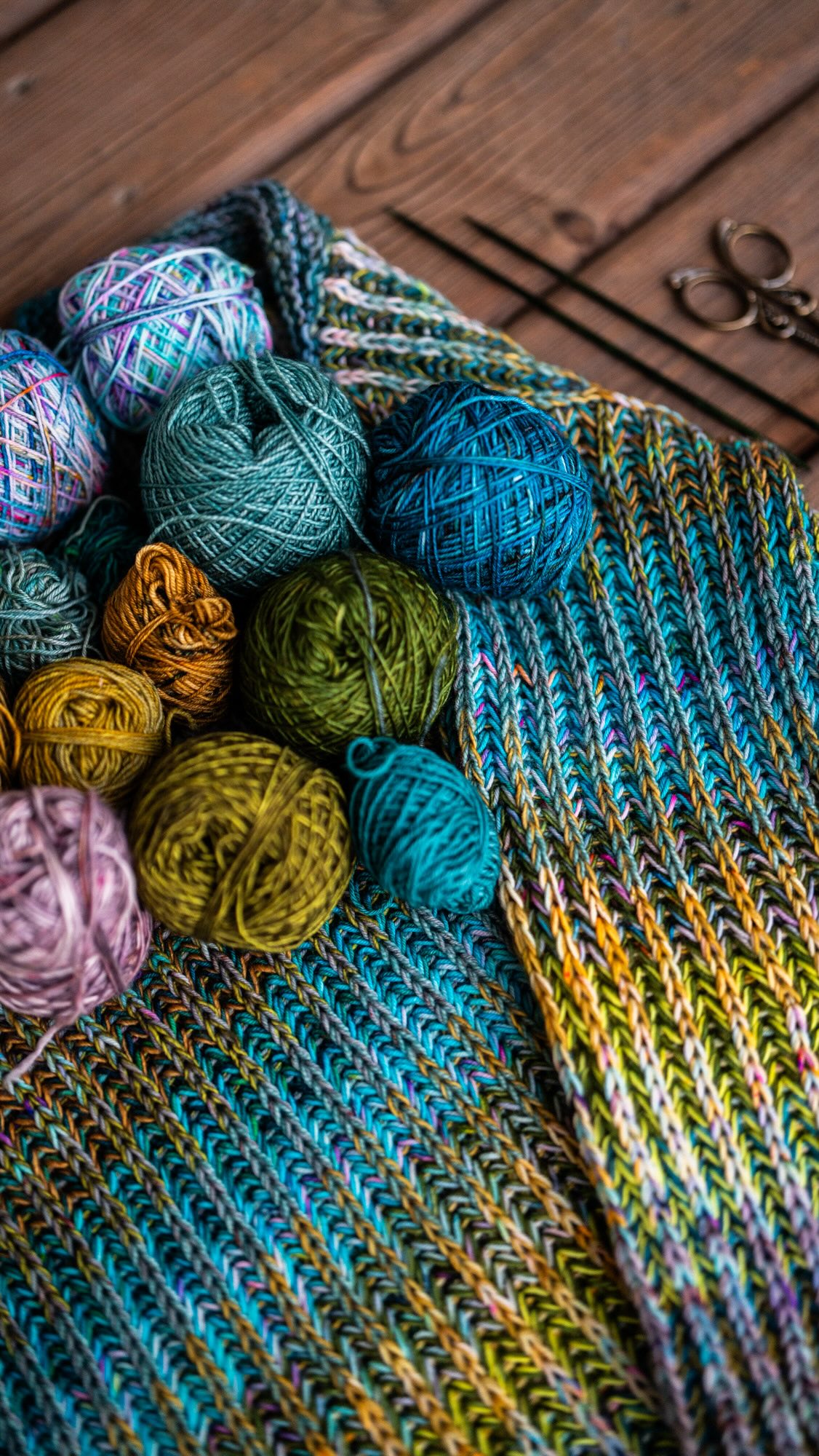 Save this for your next stashbust. 🔖 Using leftover yarn in Hearthside ...