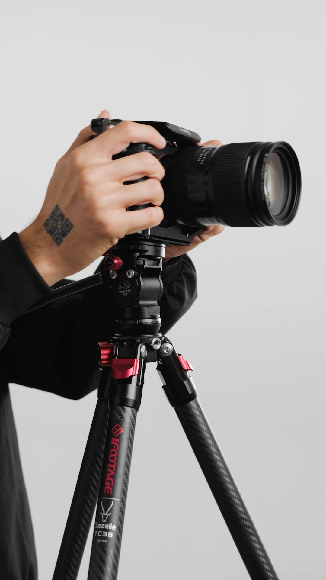 Set up fast. Shoot confidently. Get the shot. The TC3B is built for ...