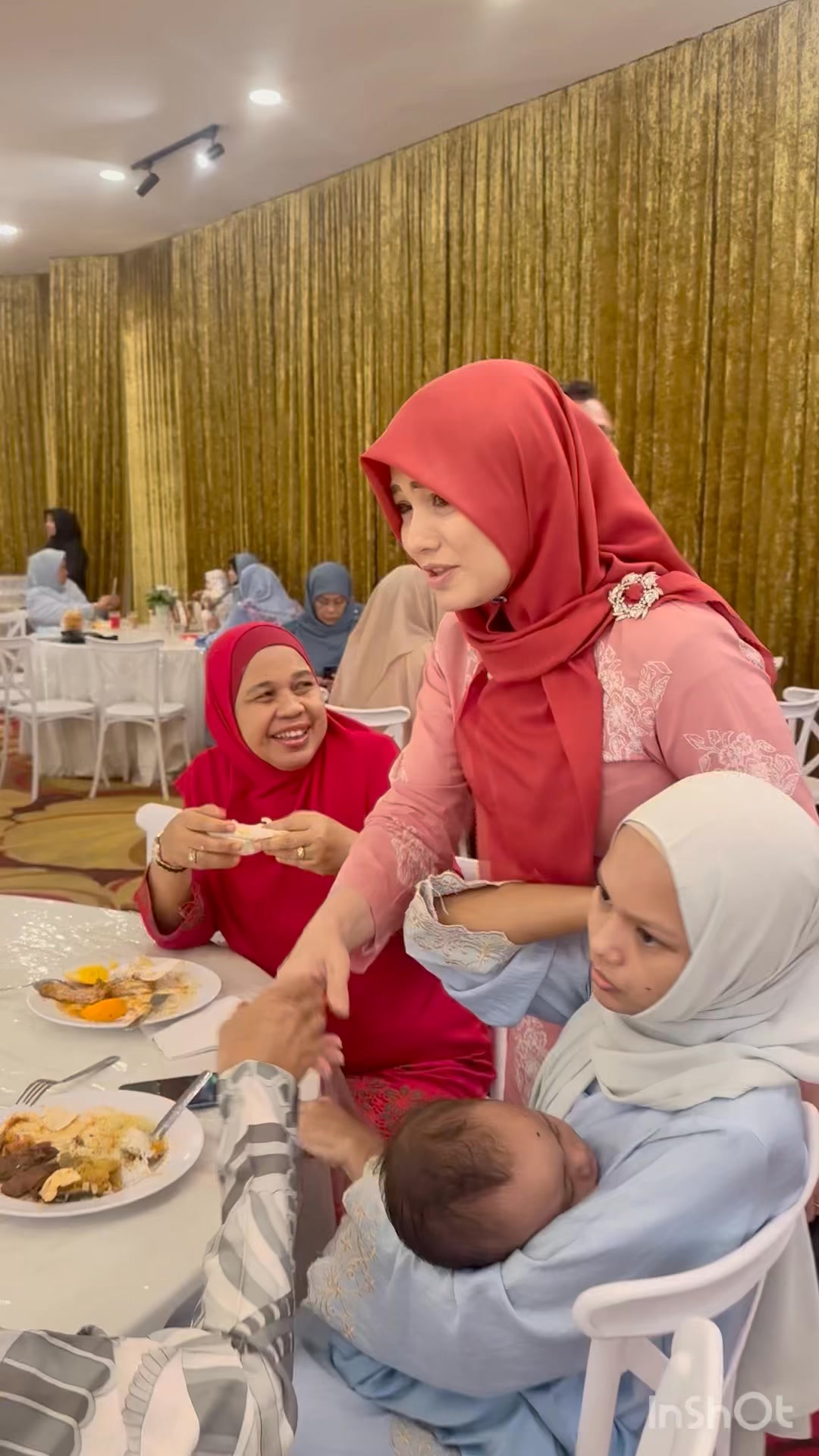 Kempen rumah ke rumah bersama Dato Noraini Ahmad Ketua Wanita Umno ...