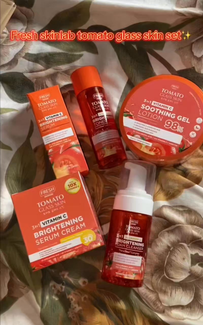 Simple steps to use our 𝗧𝗼𝗺𝗮𝘁𝗼 𝗪𝗵𝗶𝘁𝗲𝗻𝗶𝗻𝗴 𝗖𝗹𝗲𝗮𝗻𝘀𝗲𝗿 to achieve refreshed and squeaky clean skin! 🍅✨ #TomatoSkinCare #TomatoWhiteningCleanser #SaceLadyPH #SaceLady
