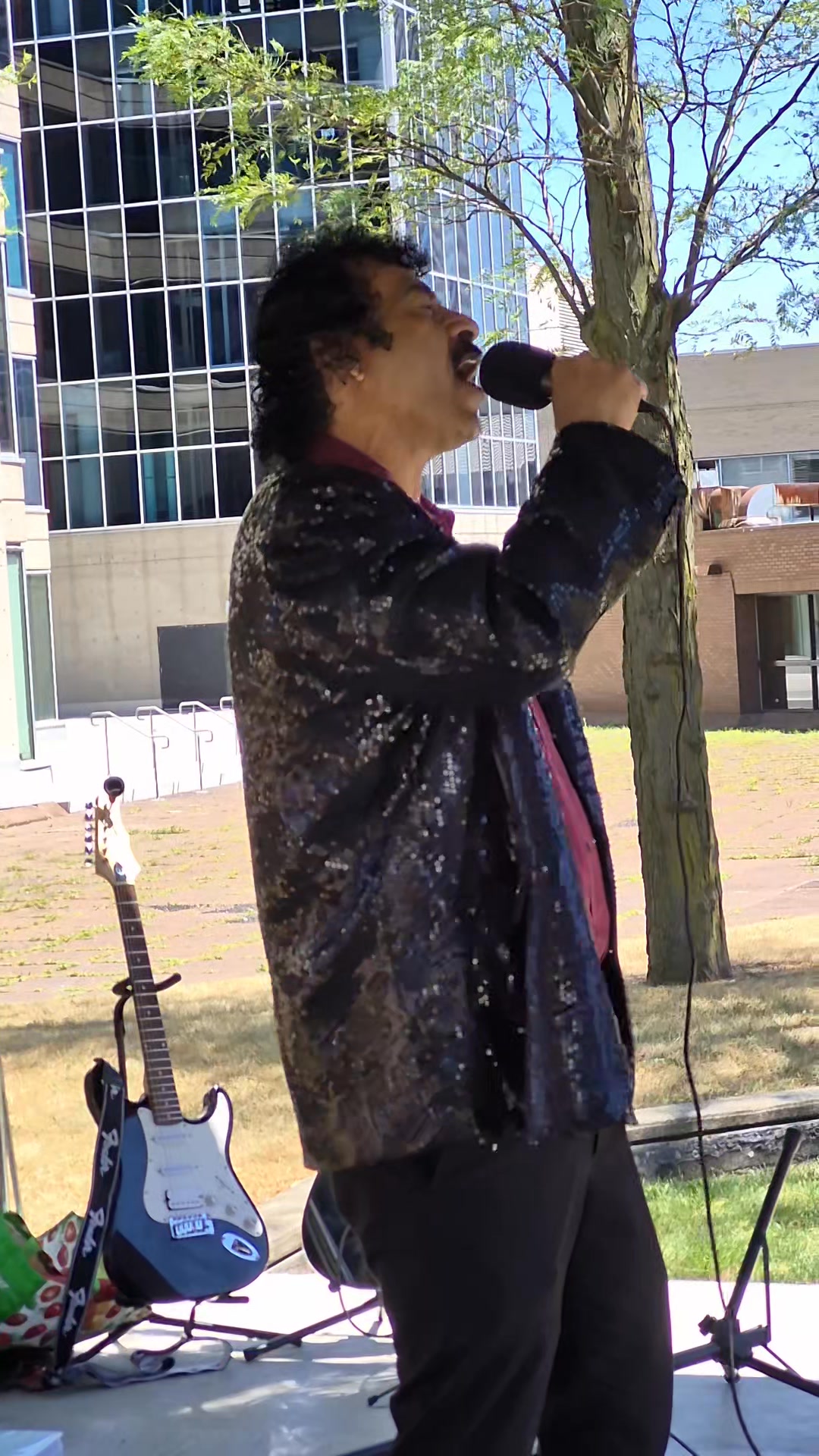 Terry Rhodes will be performing as a Lionel Richie tribute at the ...