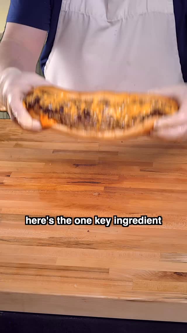 The key to a good cheesesteak 🧀 #cheesesteaks #cooking #philly # ...