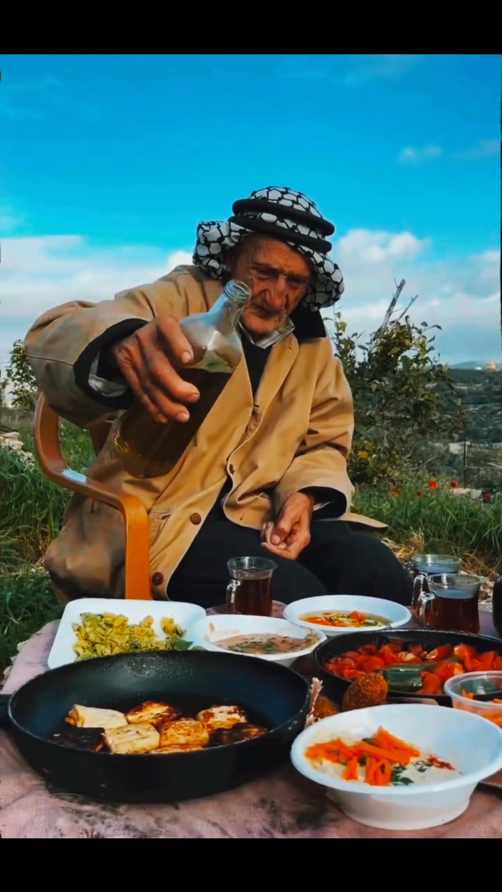 يا بيي إنت يا وصية ربي🥀😢💔 | هيدي صافيتا | Facebook