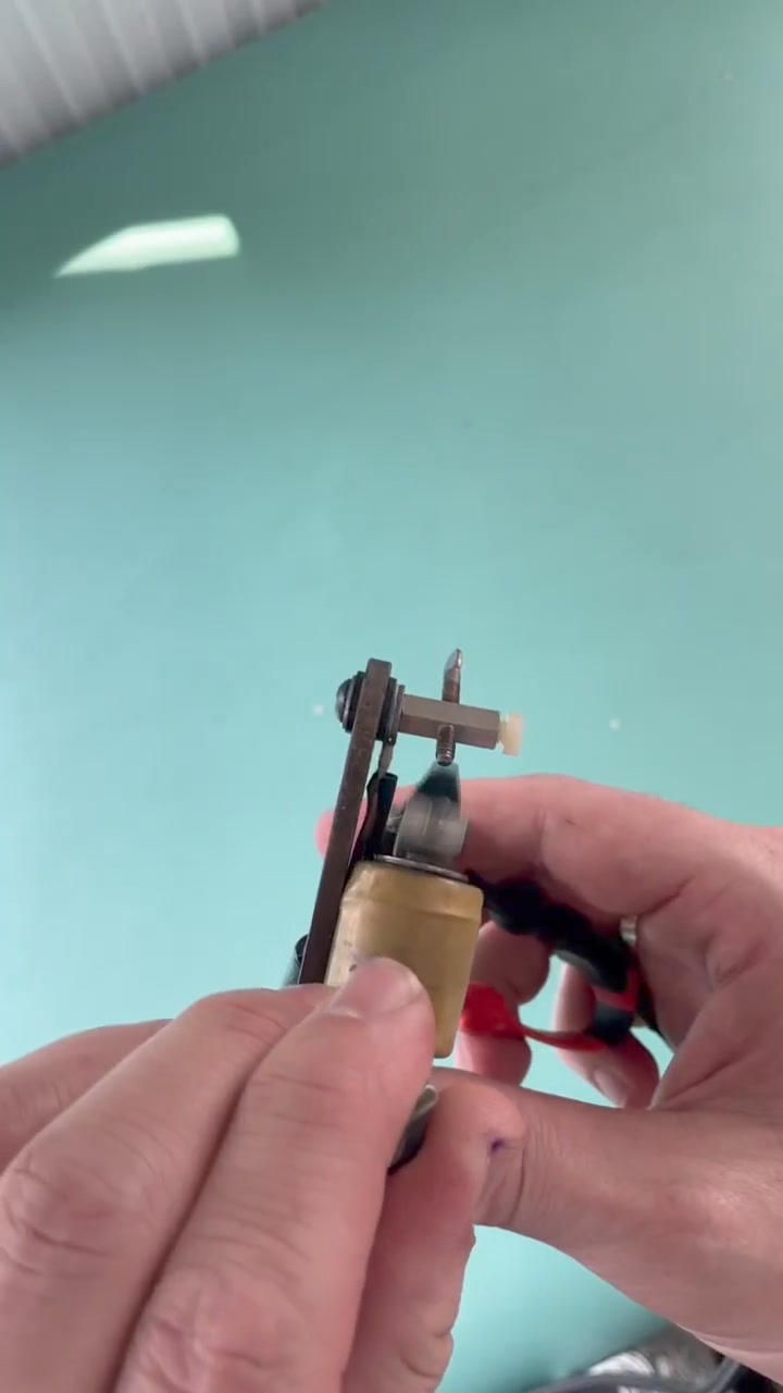 1982 Micky Sharpz hybrid tattoo machine for shading