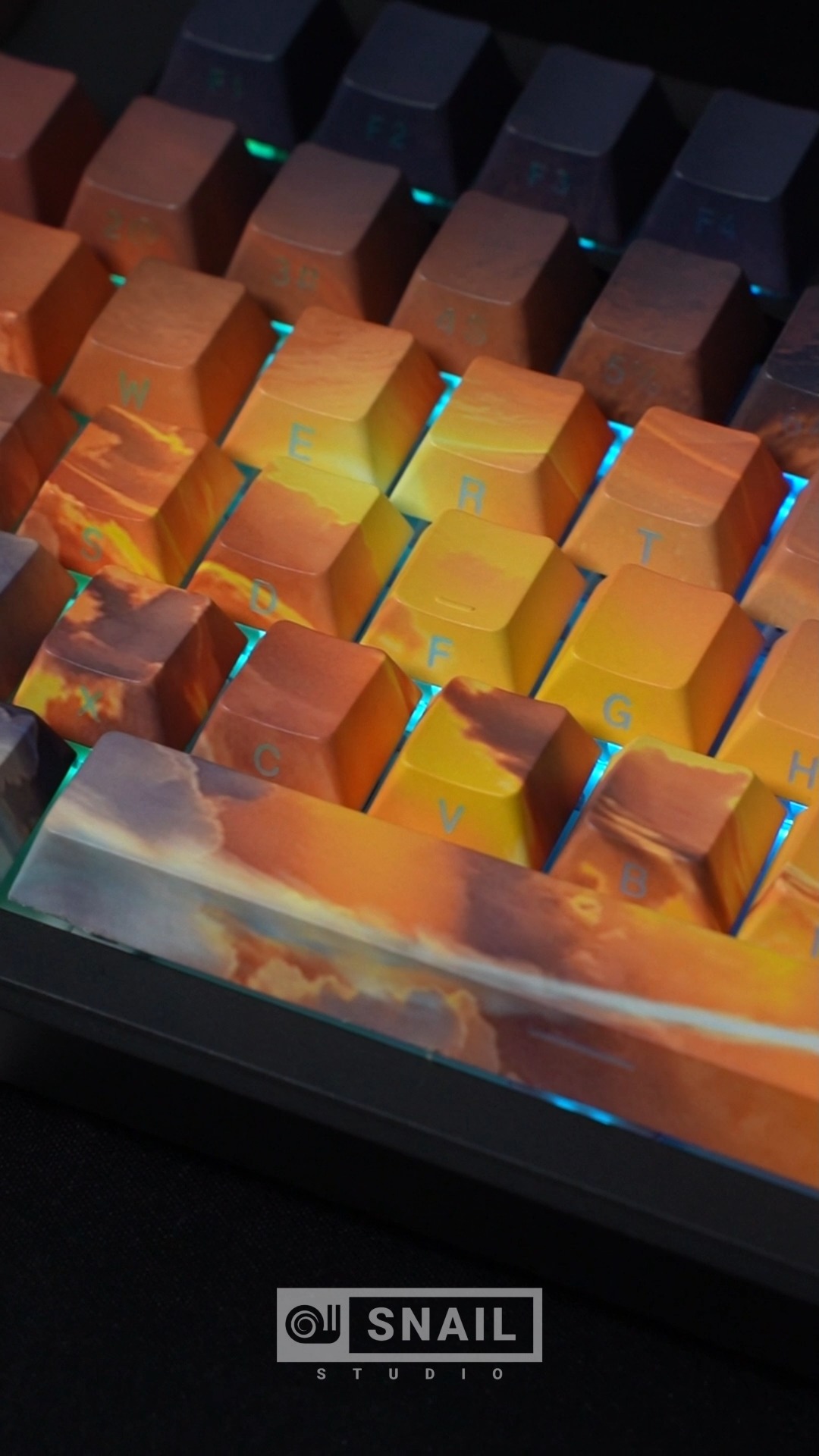 There are a lot of pretty artwork themed keyboard out there and we ...