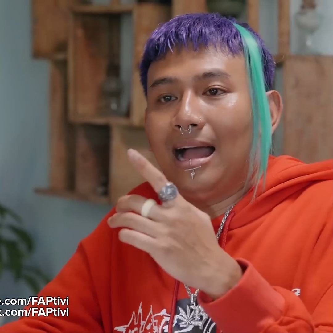 Màn giao tiếp ngoại ngữ đỉnh cao của rapper BlackBi với Tân chề 🤣 ...