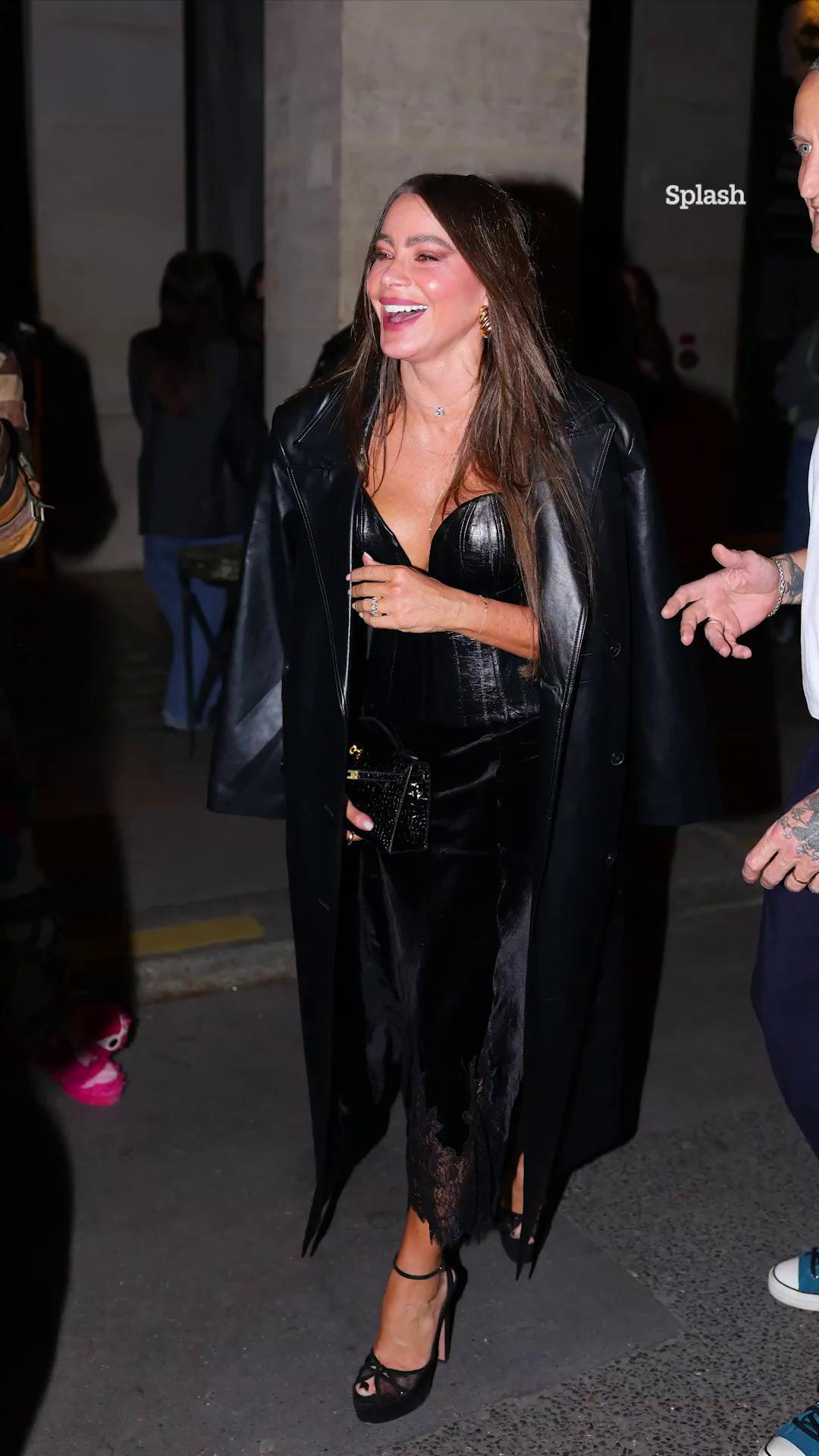 sofia vergara leather dress Vergara, 53, looks hotter than ever in plunging corset | Reality TV - The US Sun Filter4:MIDI