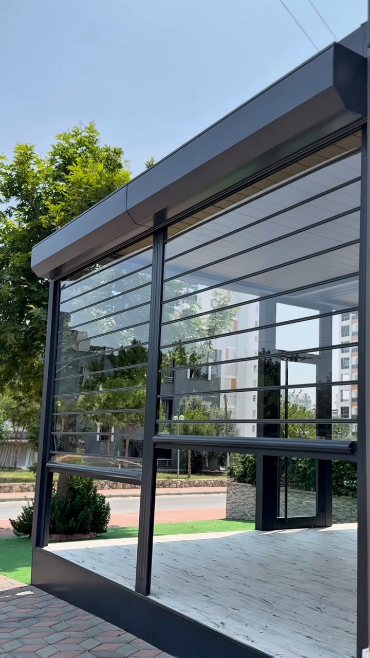 Solidroll transparent shutter stands out with its renewed strong ...