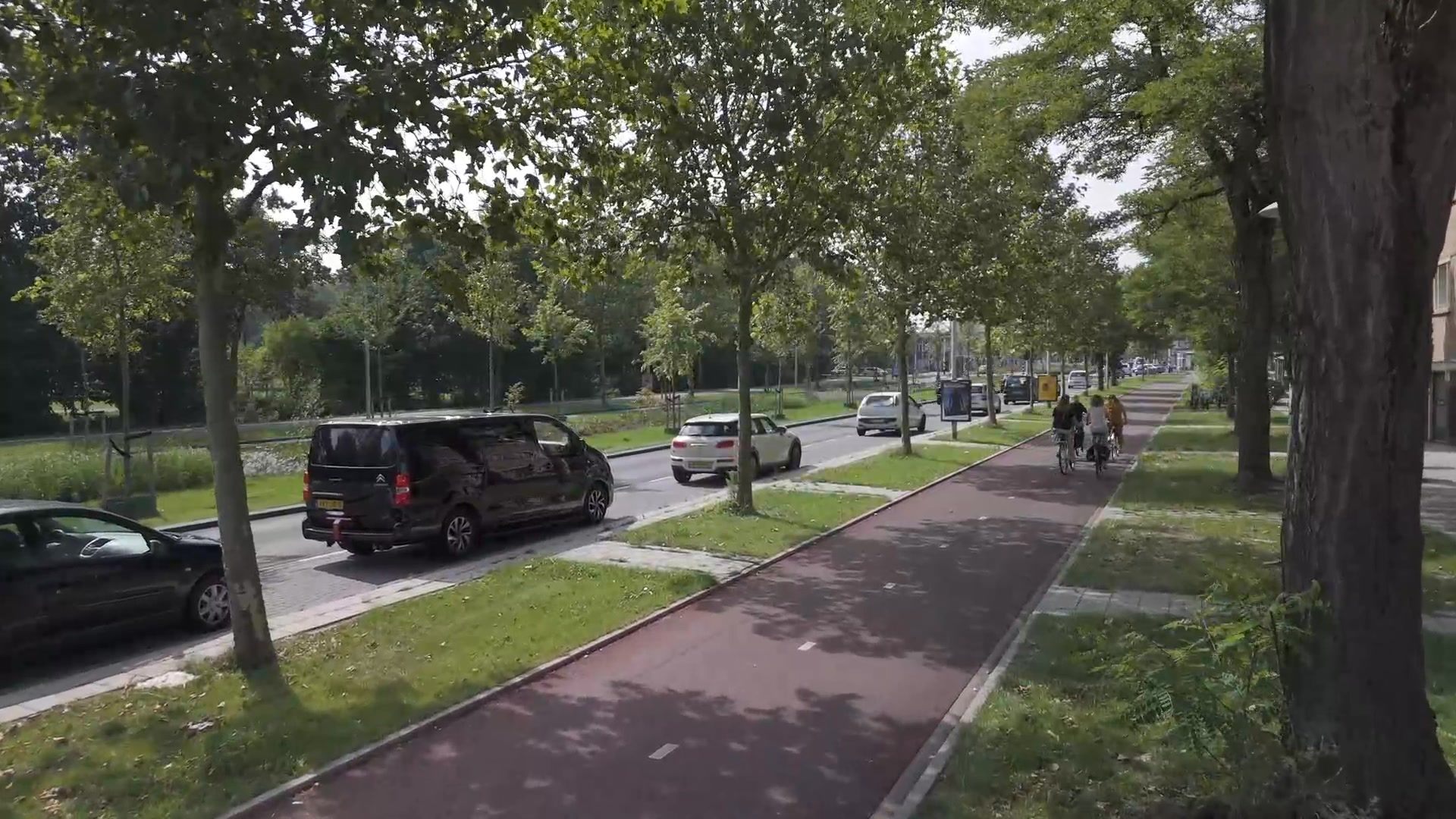 In the Netherlands, you will often see paths such as this one ...