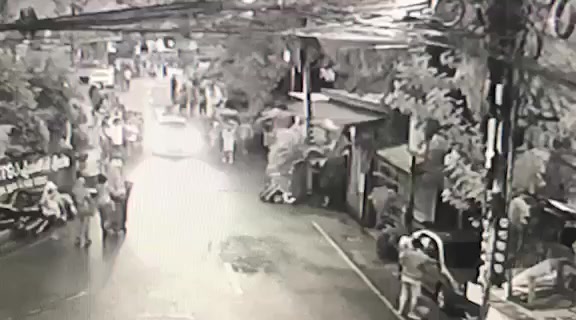PULIS, 2 PA SAMDAN SA RAMBOL SA KABATAAN WATCH: The CCTV footage of the ...
