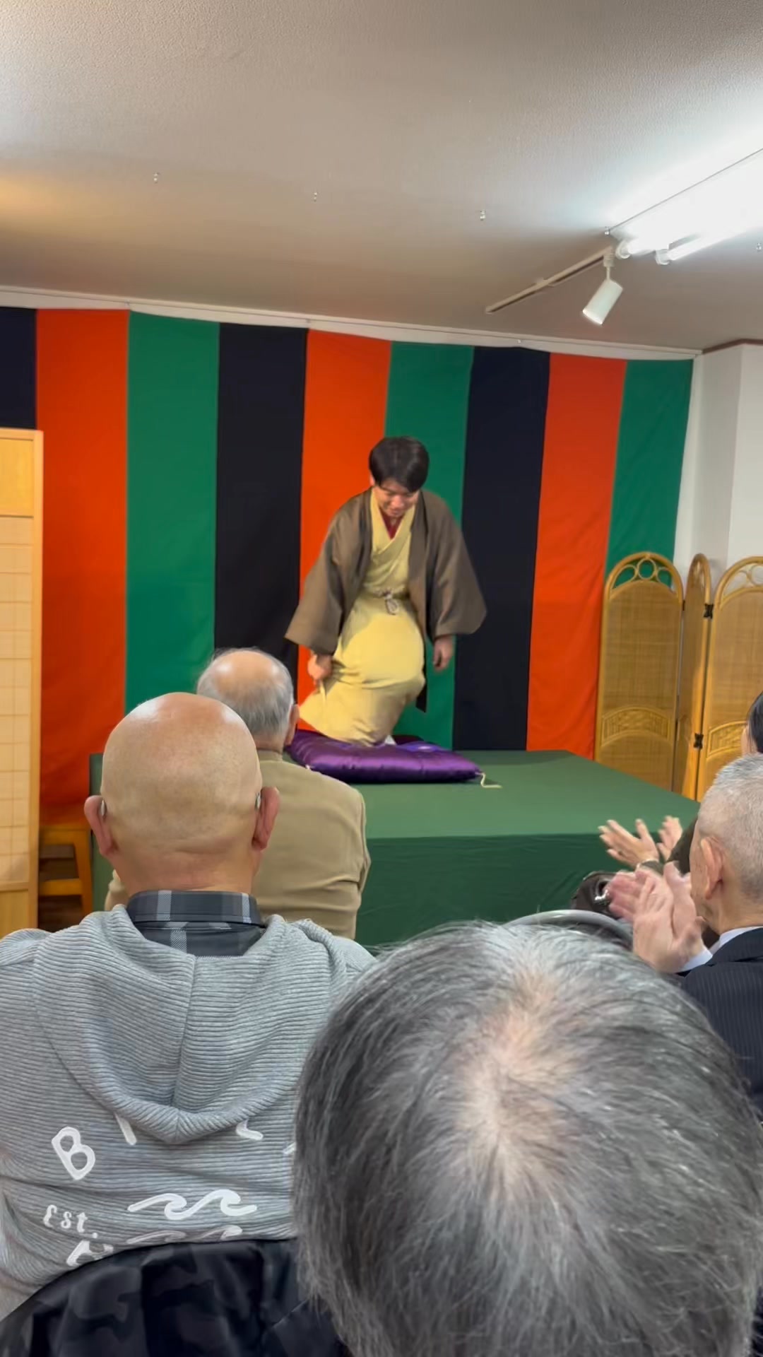 本日のいっきょいのある特別出演は月亭秀都さんです。本日朝から三本目の高座ですが、すごくウケたので嬉しかったそうです。ダジャレが散りばめられた ...