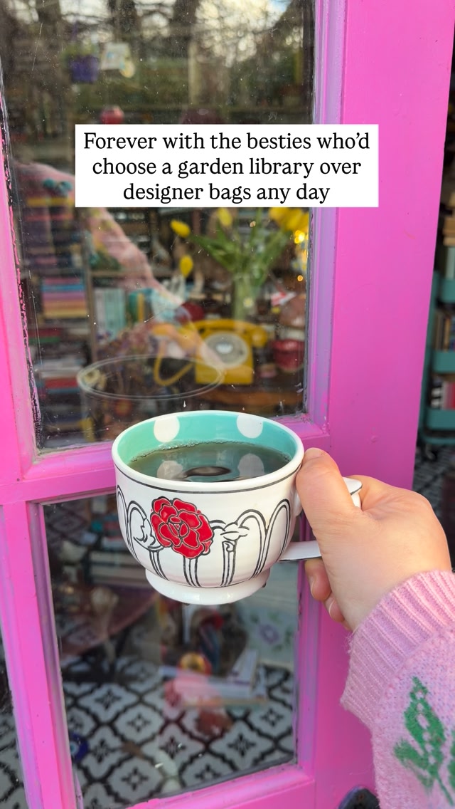 Happy Wednesday besties🫶🏼🧡 Who needs designer anything when they have a ...