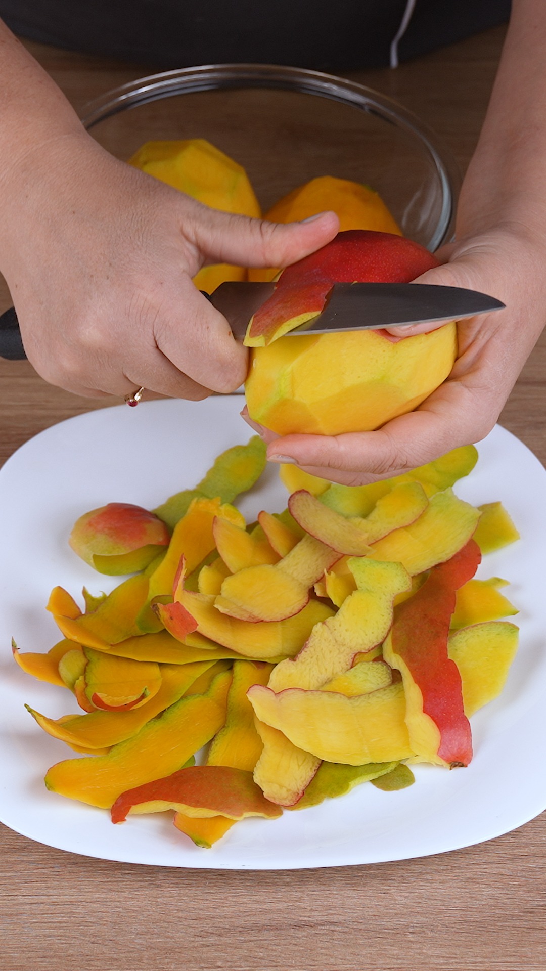 After I learned this genius idea, never again threw the peel of the ...