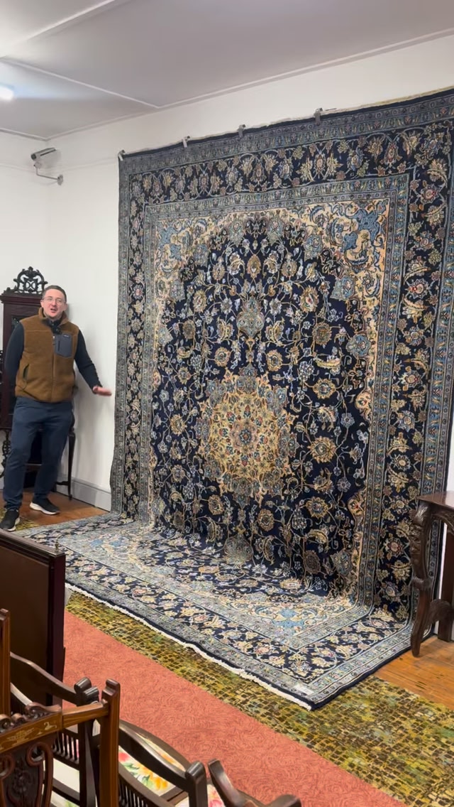 Here’s 7 Amazing Rugs that we are excited to share! 1st up is stunning ...