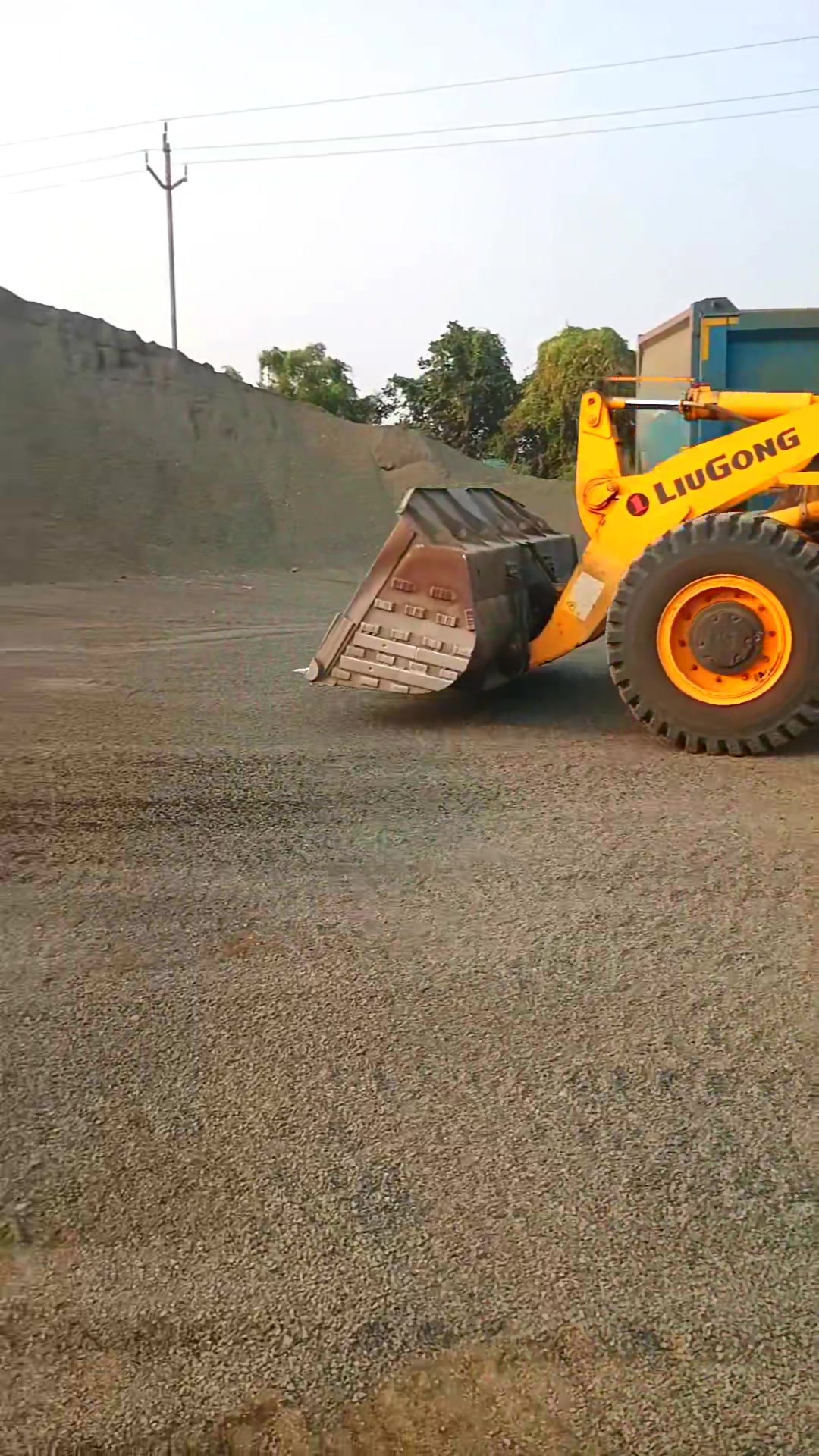 wheel Loader hard work HY loading #challenge #viralchallenge # ...