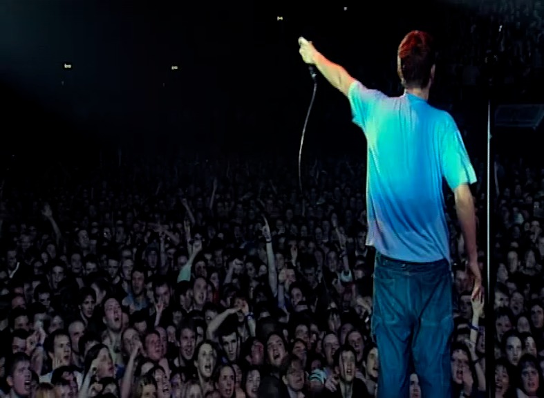 Song 2 performed as part of 'The Singles Night' at Wembley Arena