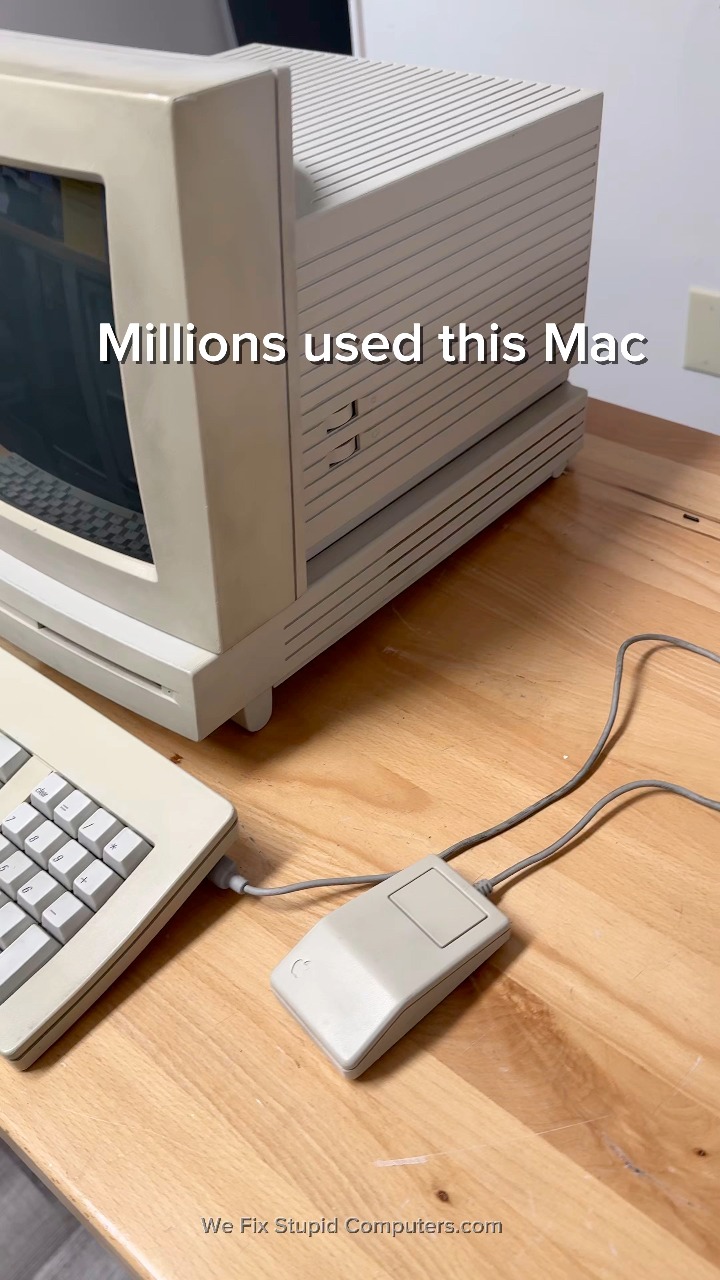 Did you own a Macintosh LC 520? It launched on this day in 1993.