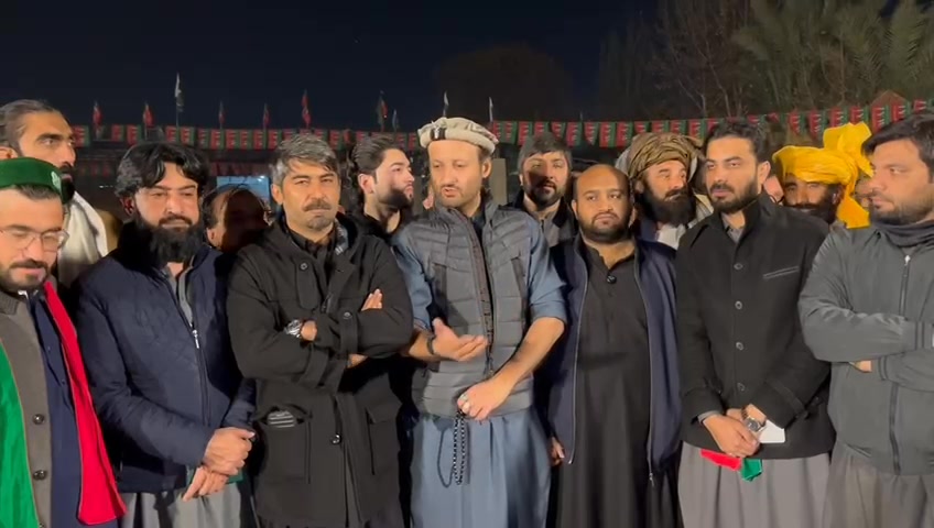 احمد خان نیازی نے سیکرٹری جنرل خورشید عالم، مرکزی یوتھ صدر احسان تور ...
