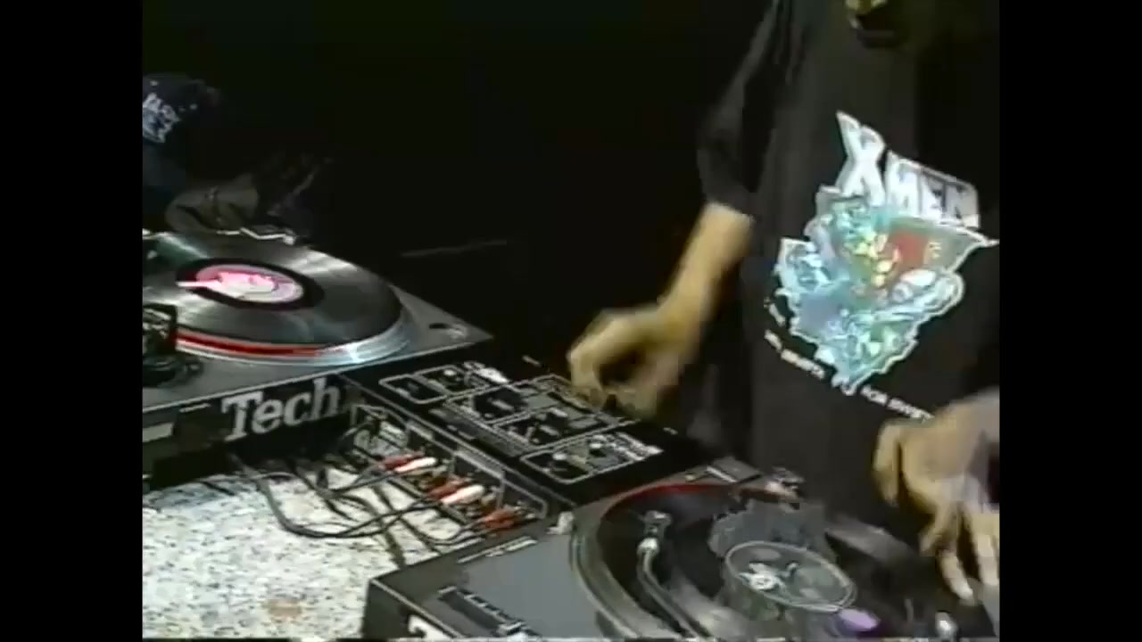 GM Roc Raida's Ninja of Rap routine, from his set at the 1996 DMC