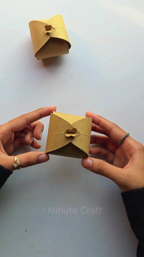 Easy paper gift box making ideas #diycraft #crafting #diyprojects | 1 ...