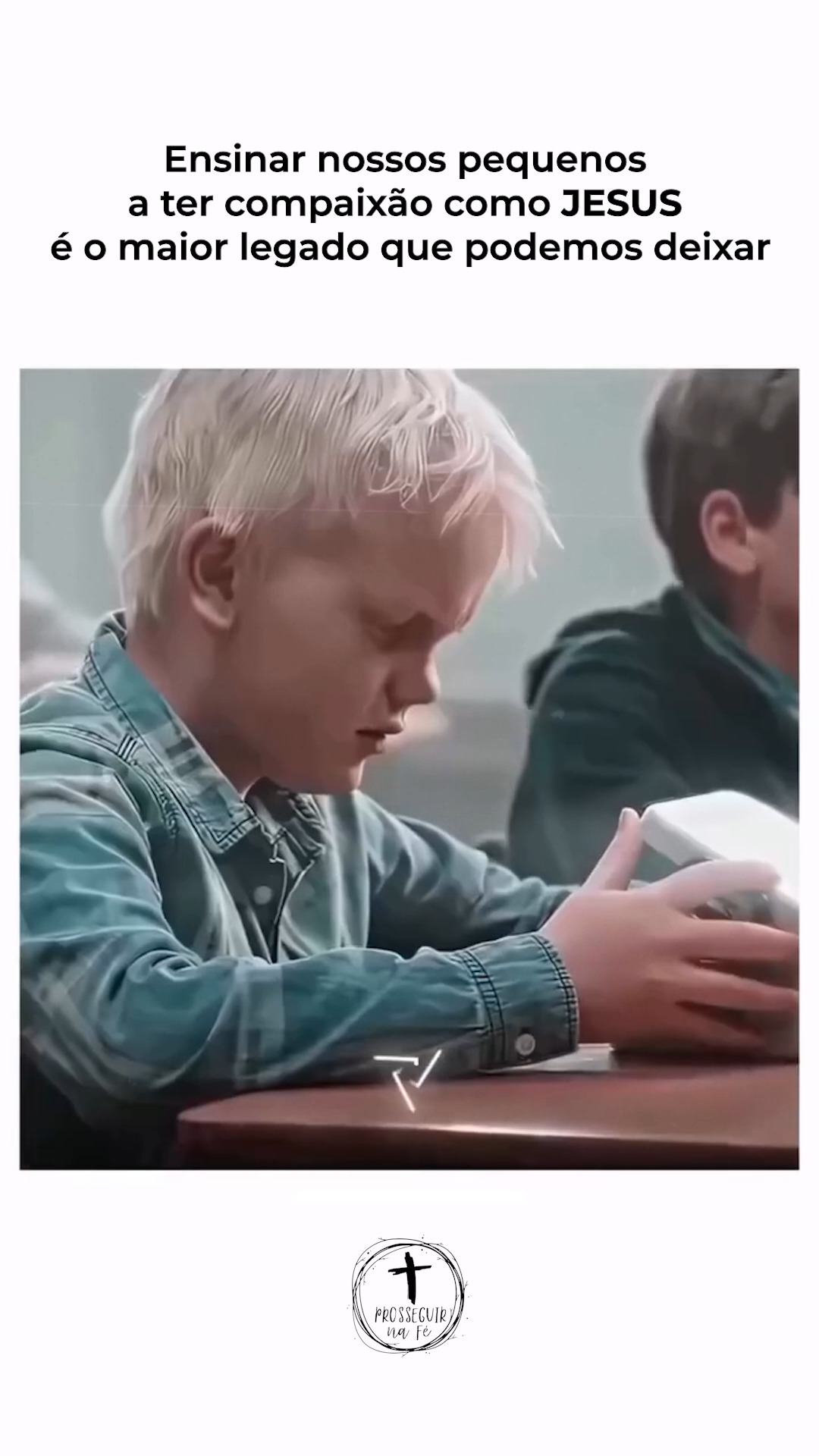 Ensinar um filho a olhar com amor para a dor do outro é entregar a ele ...