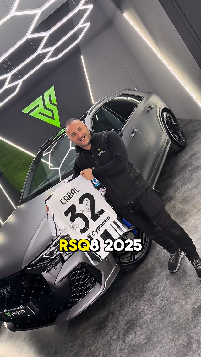 Audi Rsq8 2025 di @davidcabal_22 ⚽️🏟️ . Full wrap in Grigio Satinato ...