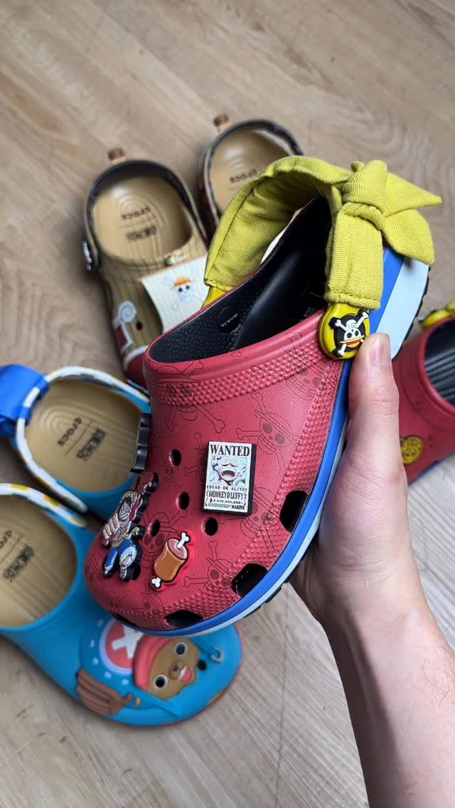 Crocs x One Piece Classic Clog Style Code: 212125-90H 'Luffy