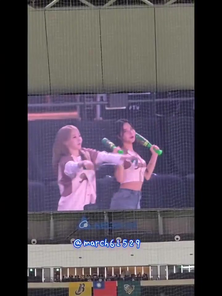 260503 MAMAMOO+ moments compilation at TSG Hawks vs. Brothers