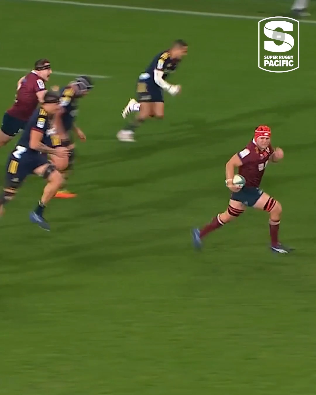 From the back fence 😮‍💨 No one was stopping new @redsrugby captain ...