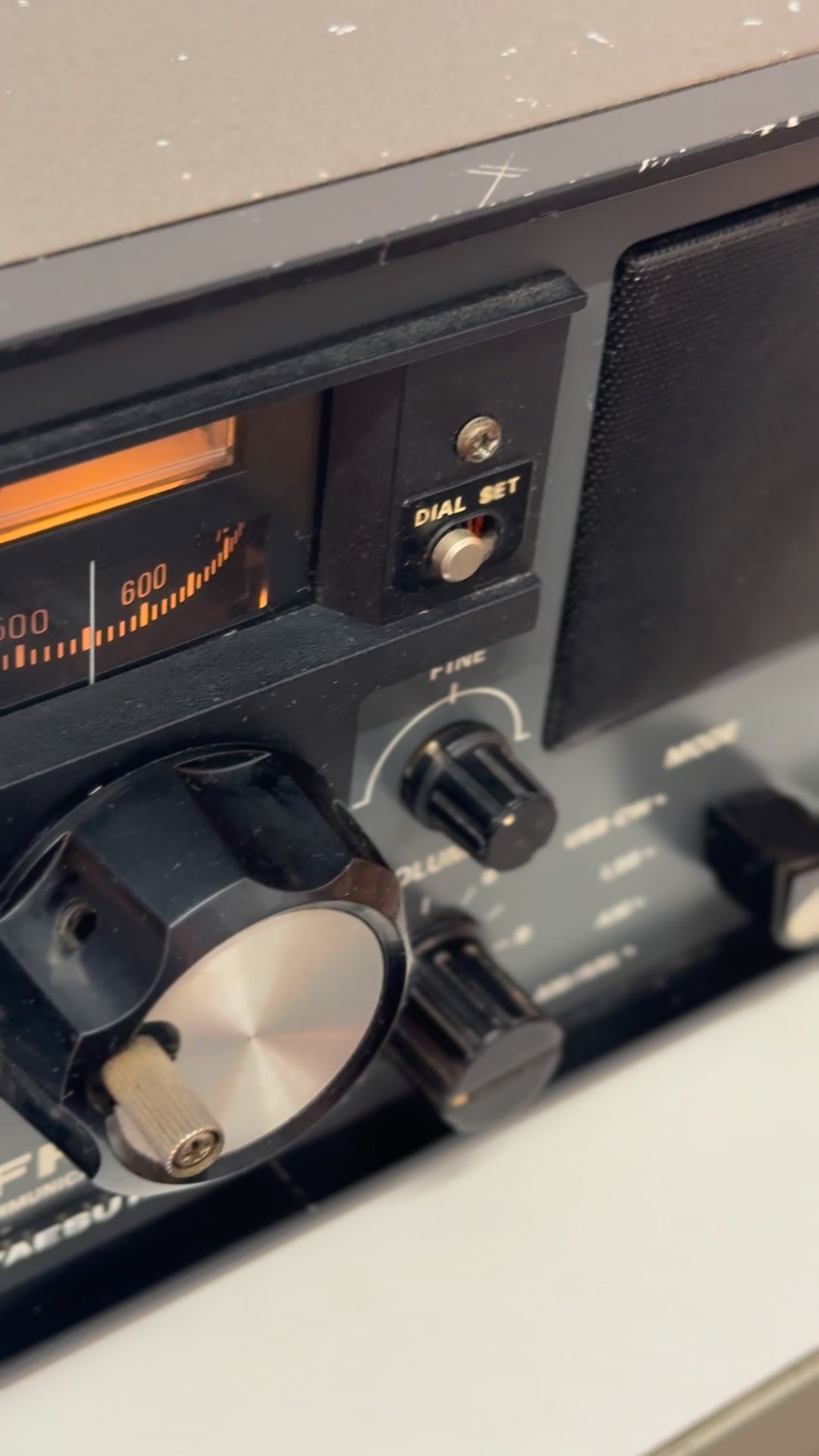 The Yaesu Musen FRG-7 is a solid-state, general-coverage receiver