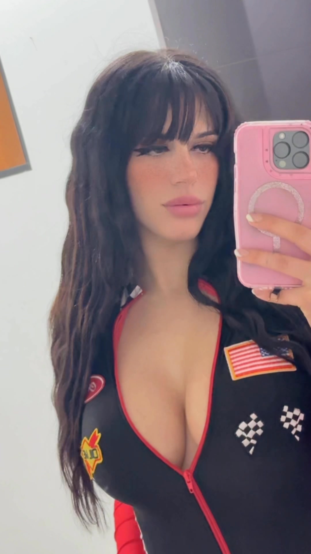 Yessica Castañeda Oficial Videos