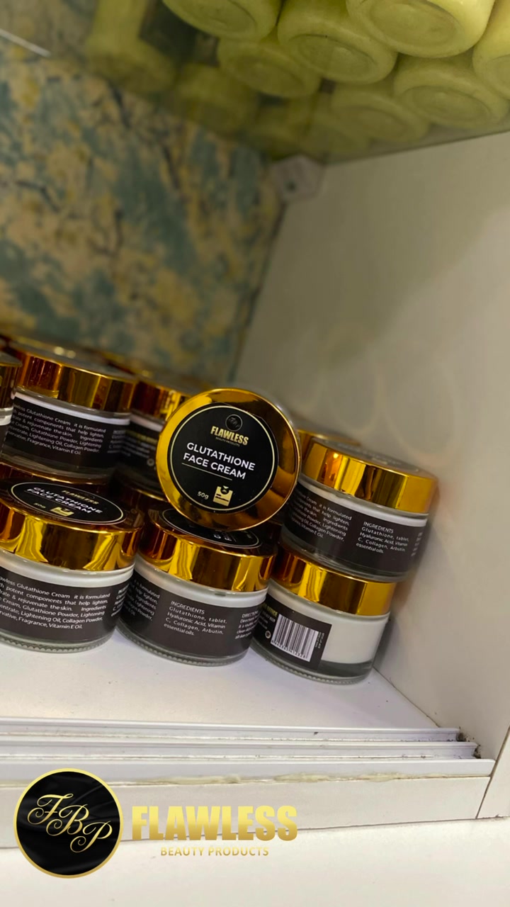 Flawless Beauty Products is based in Durban. We offer Organic Skin Care Products, Microblading, Ombré Powder Brows and Facial Treatments such as Skin Rejuvenating, Glow Treatment. Our pr