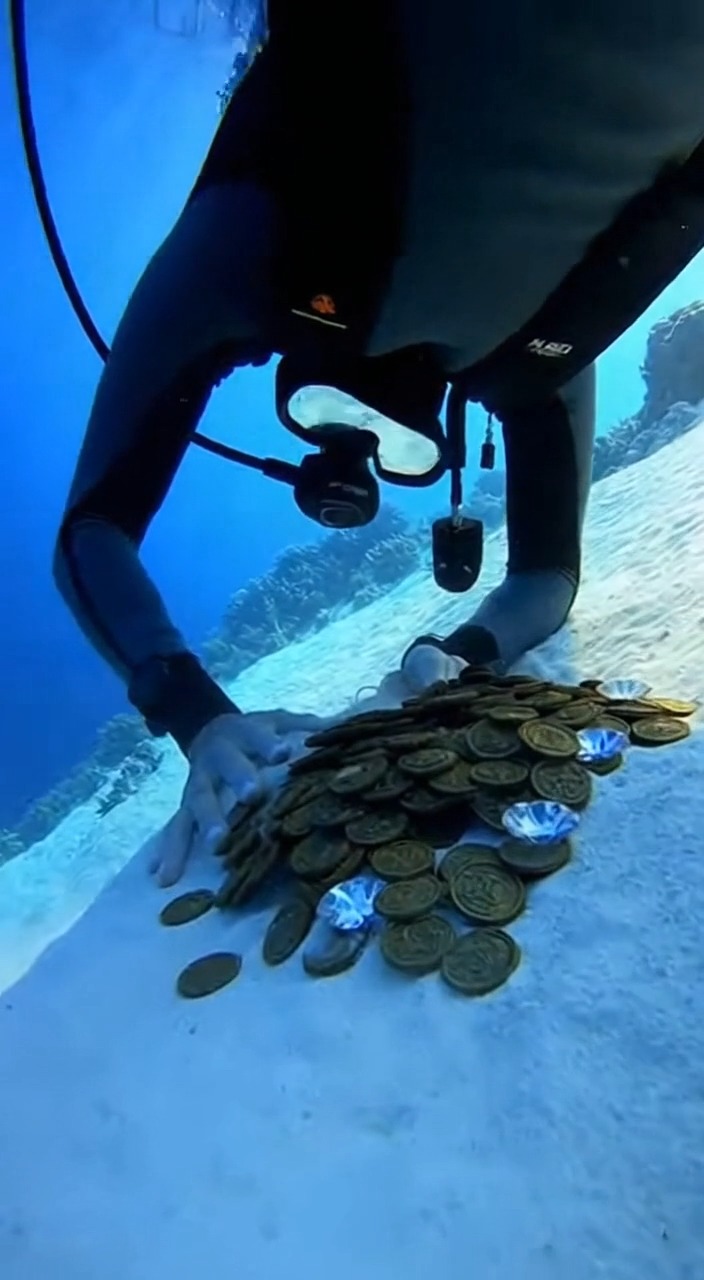 A 10-second ultra-realistic cinematic underwater sequence follows a ...
