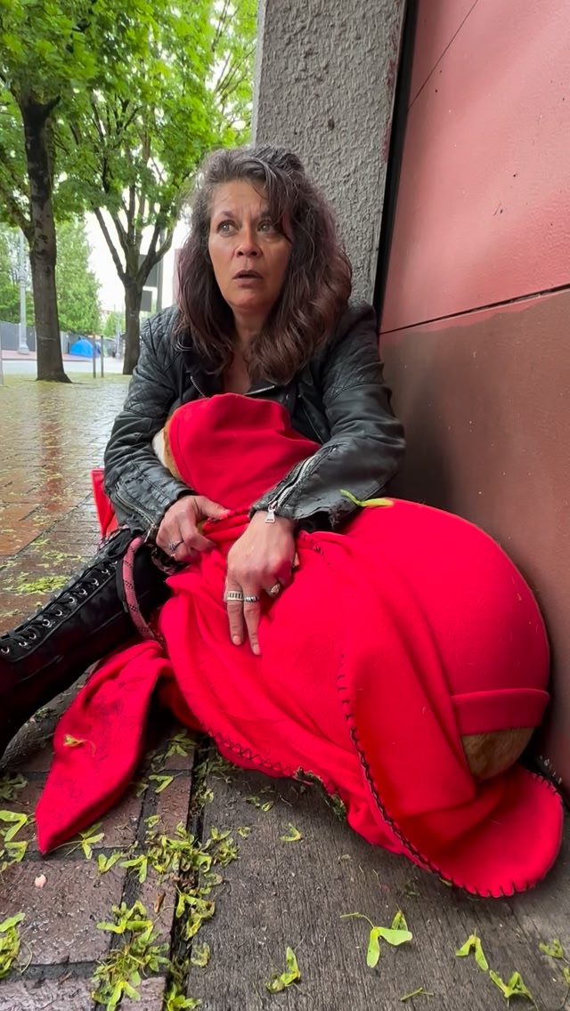 part-2-i-met-a-homeless-woman-and-her-beautiful-dog-after-she-escaped