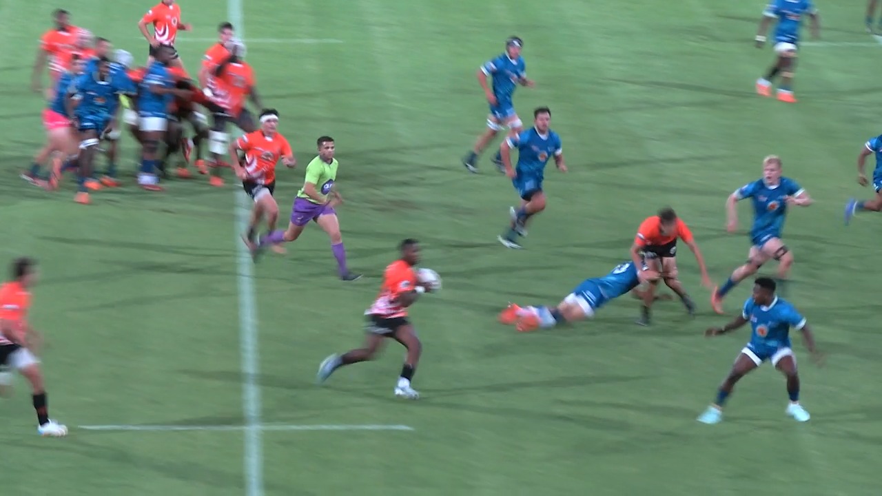 🏉Orange Army on the move! Hands from inside their own half and 8th man ...